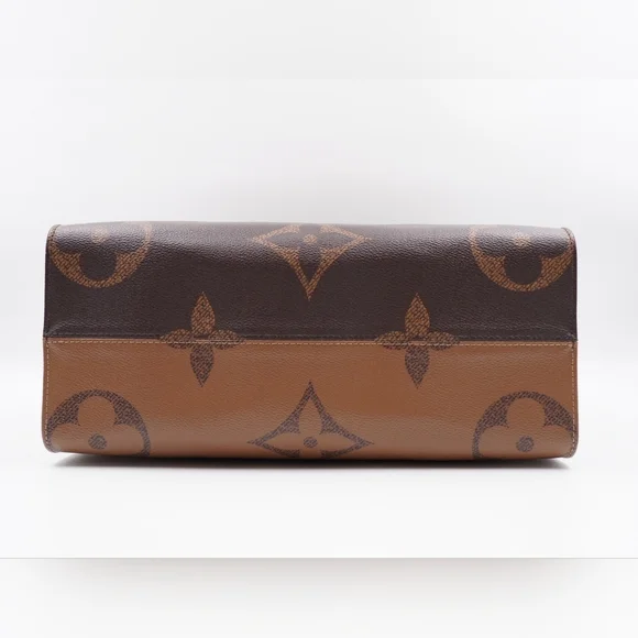 CE24 💟 Louis Vuitton Reverse Monogram Giant Onthego MM - Picture 12 of 14
